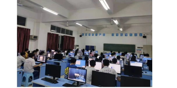 興國學(xué)生電子信息 大亞灣眾凱教育以貼心服務(wù)賦能信息技術(shù)咨詢